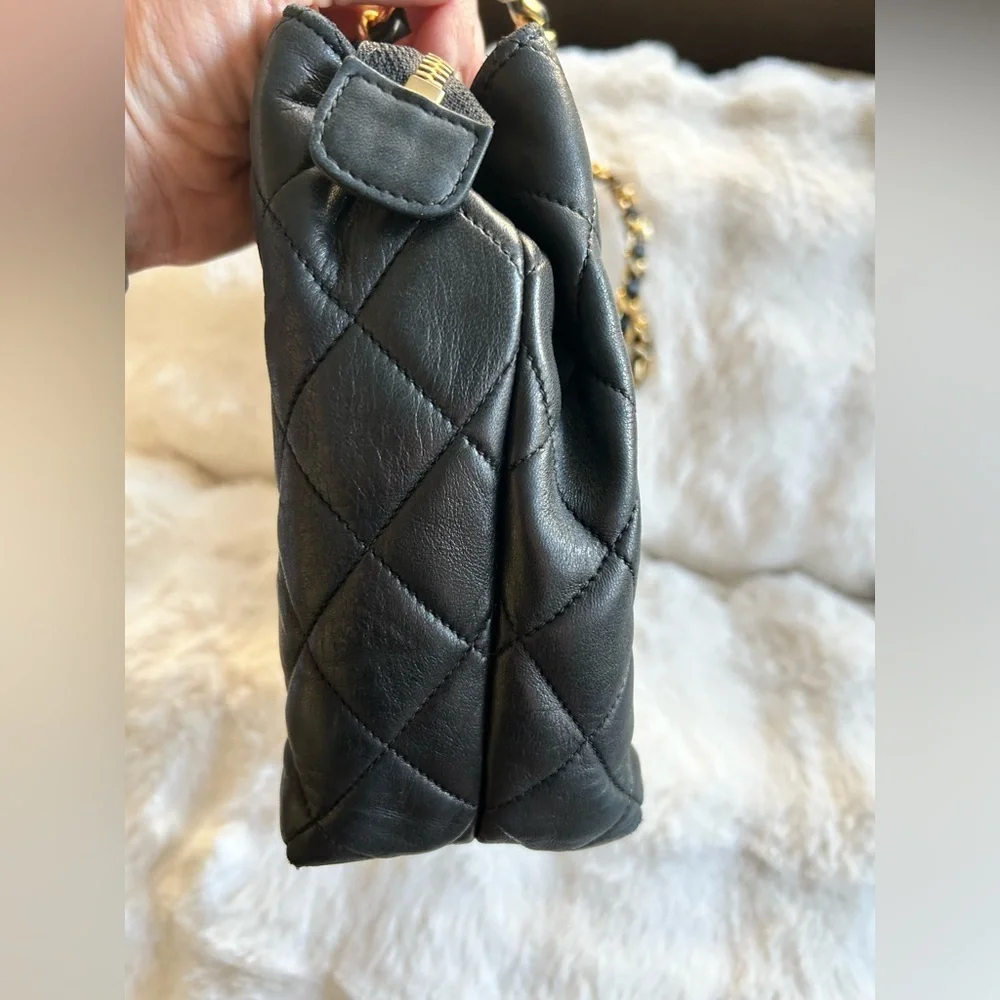 Vintage Chanel 24k Gold Zip Tote - Picture 6 of 15